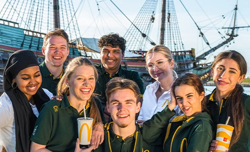 McDonald's Batavia Stad crew